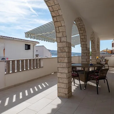 Apartment Mensura Close To Quiet Beaches