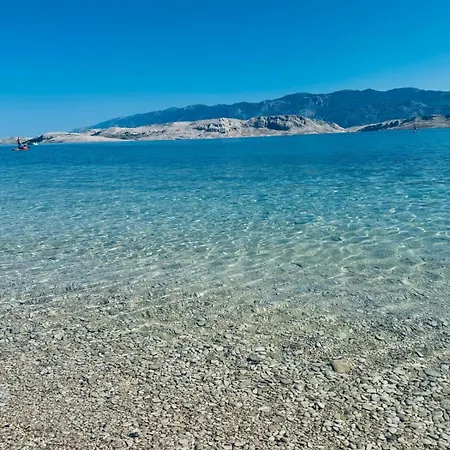 Apartment Mensura Close To Quiet Beaches Pag Town