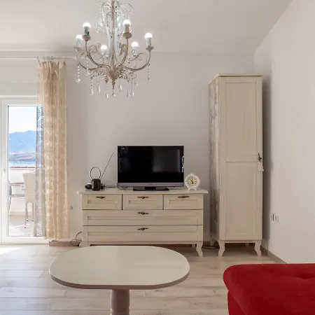 Mensura Apartment